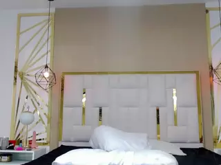 leo-andmilly's Live Sex Cam Show
