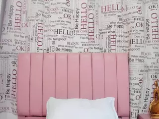 Saraah-Cooper's Live Sex Cam Show