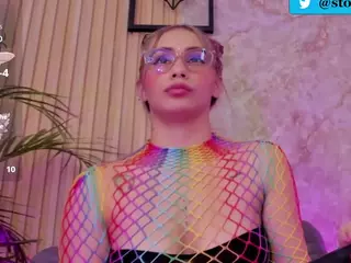 stormi-zans's Live Sex Cam Show