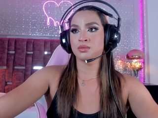 kylievictoria Live Webcam on CamSoda