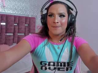 kylievictoria Live Webcam on CamSoda