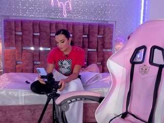 kylievictoria Live Webcam on CamSoda