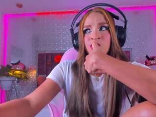 kylievictoria Live Webcam on CamSoda