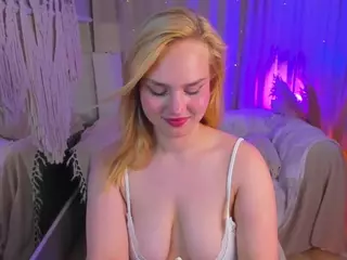 Sexydoll112's Live Sex Cam Show