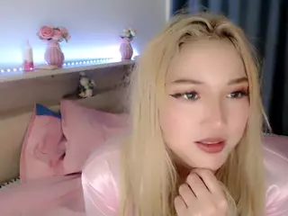 Skrintai's Live Sex Cam Show