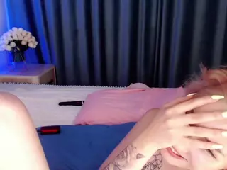 Skrintai's Live Sex Cam Show