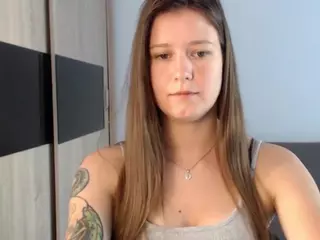 CarmenNatural's Live Sex Cam Show