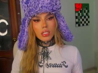 gigibadassxx Live Webcam on CamSoda