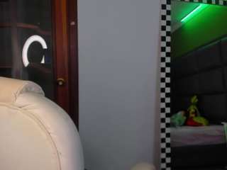 gigibadassxx chat room