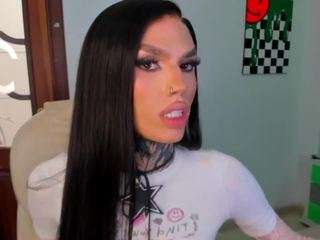  gigibadassxx chat room