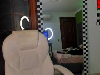 gigibadassxx Live Webcam on CamSoda