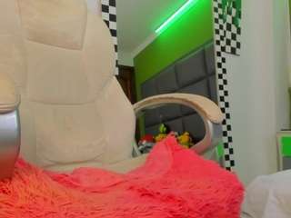 gigibadassxx Live Webcam on CamSoda