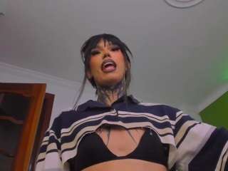 gigibadassxx live webcam show