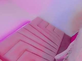 gilbanys22 Live Webcam on CamSoda