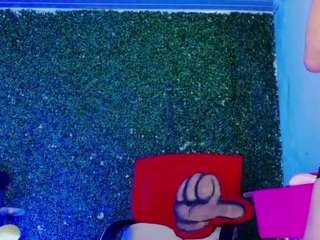 sexymcqueenx24cm