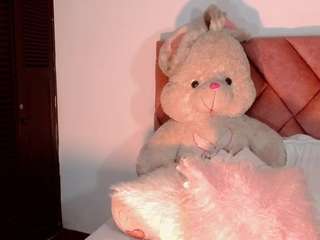 madra-sexhot Live Webcam on CamSoda