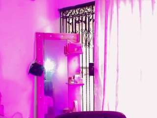 madra-sexhot Live Webcam on CamSoda