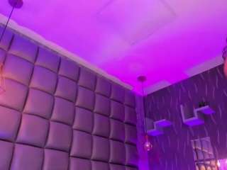 megan-woll Live Webcam on CamSoda