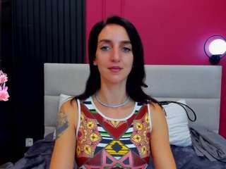 lauraros from CamSoda is Freechat