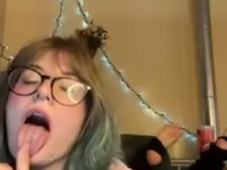 Lillythefay's Live Sex Cam Show