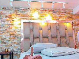 ximena-case webcam