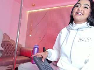 ximena-case Live Webcam on CamSoda