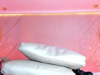 Live webcam model ximena-case on Soda Cams