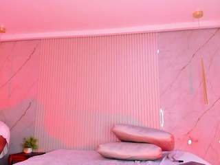 ximena-case Live Webcam on CamSoda