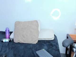 Ximena-Case live webcam show