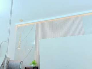 Ximena-Case live webcam show