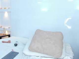 ximena-case's live room