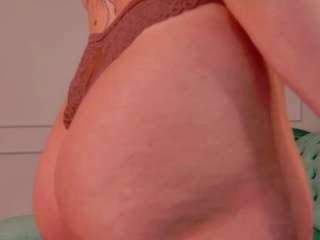 BewitchingEva live cam preview
