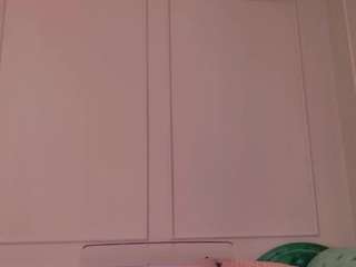 BewitchingEva live cam preview