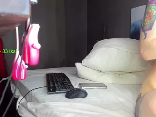 HaylesYoung's Live Sex Cam Show