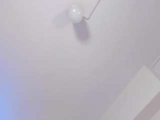 kendall-silver Live Webcam on CamSoda