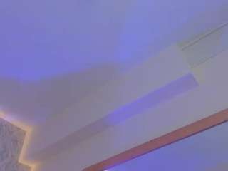 kendall-silver Live Webcam on CamSoda