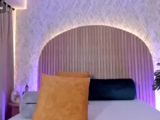 Kendall-Silver's Live Sex Cam Show