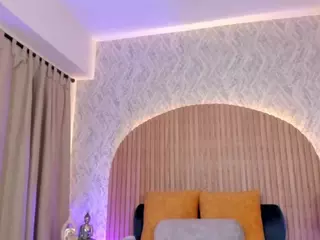 Kendall-Silver's Live Sex Cam Show