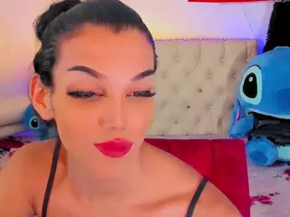 luciarazavi's Live Sex Cam Show