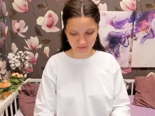 MelanieGrand's Live Sex Cam Show