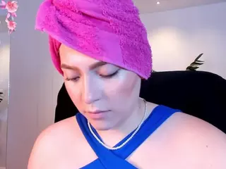 Scarlet's Live Sex Cam Show