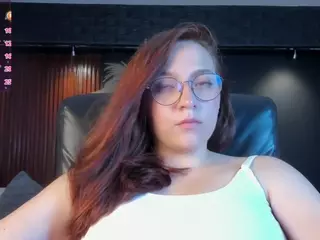 Scarlet's Live Sex Cam Show