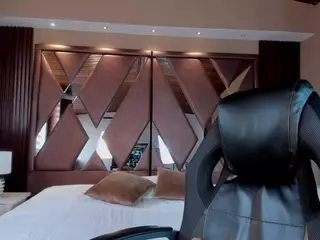 Scarlet's Live Sex Cam Show