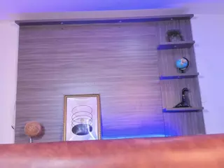 Scarlet's Live Sex Cam Show