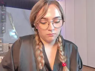 Scarlet's Live Sex Cam Show