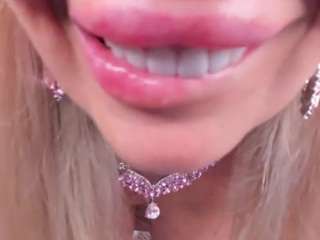 scarlettmai