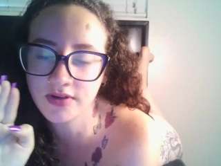 adafontaine18 from CamSoda is Freechat