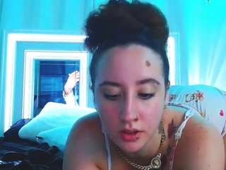 adafontaine18 Live Webcam on CamSoda