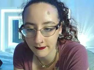adafontaine18 from CamSoda is Freechat