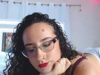 adafontaine18 Live Webcam on CamSoda